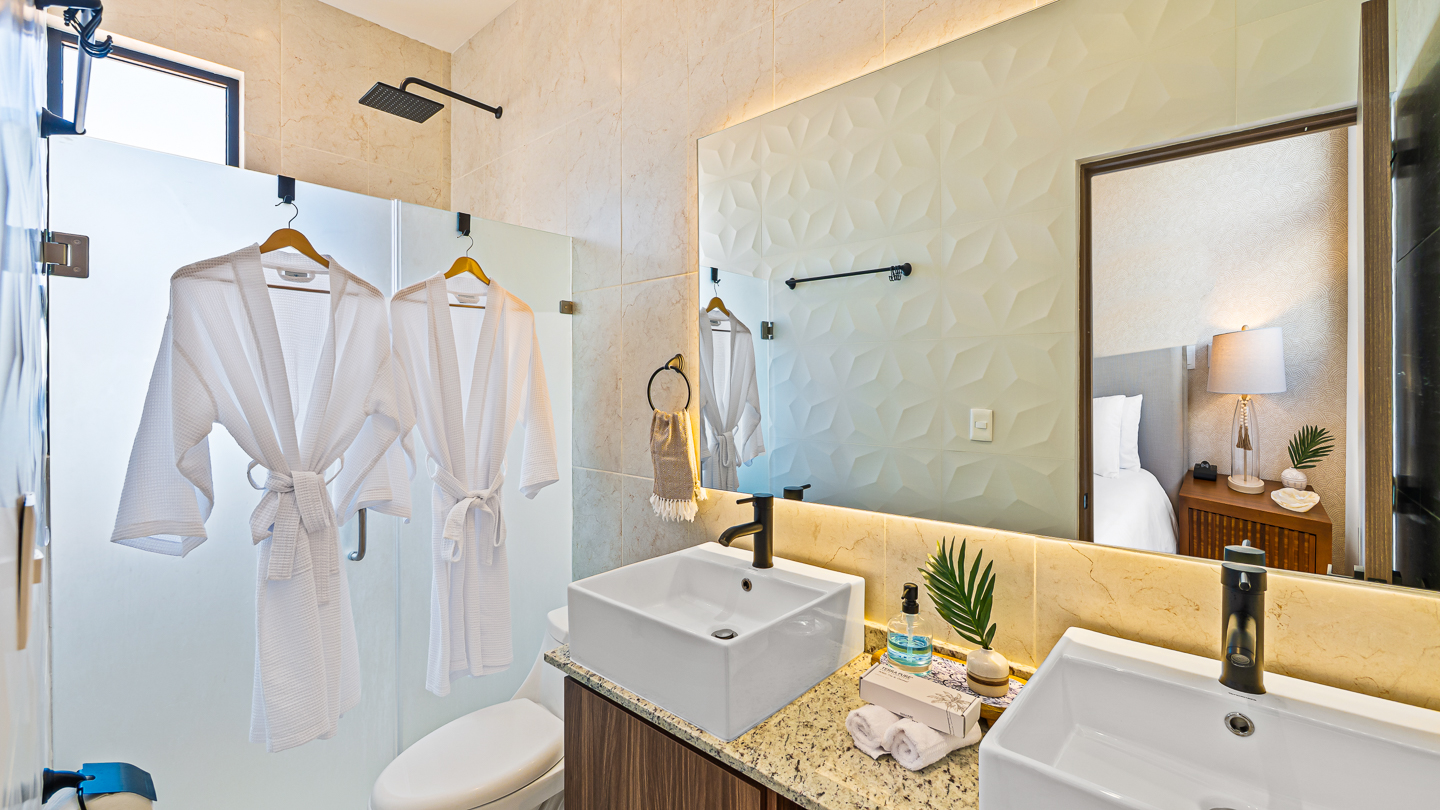 Ensuite bathroom with dual sinks